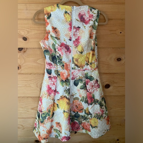 Louche Lurah floral eyelet lace garden party whimsical feminine cocktail dress - Picture 6 of 10